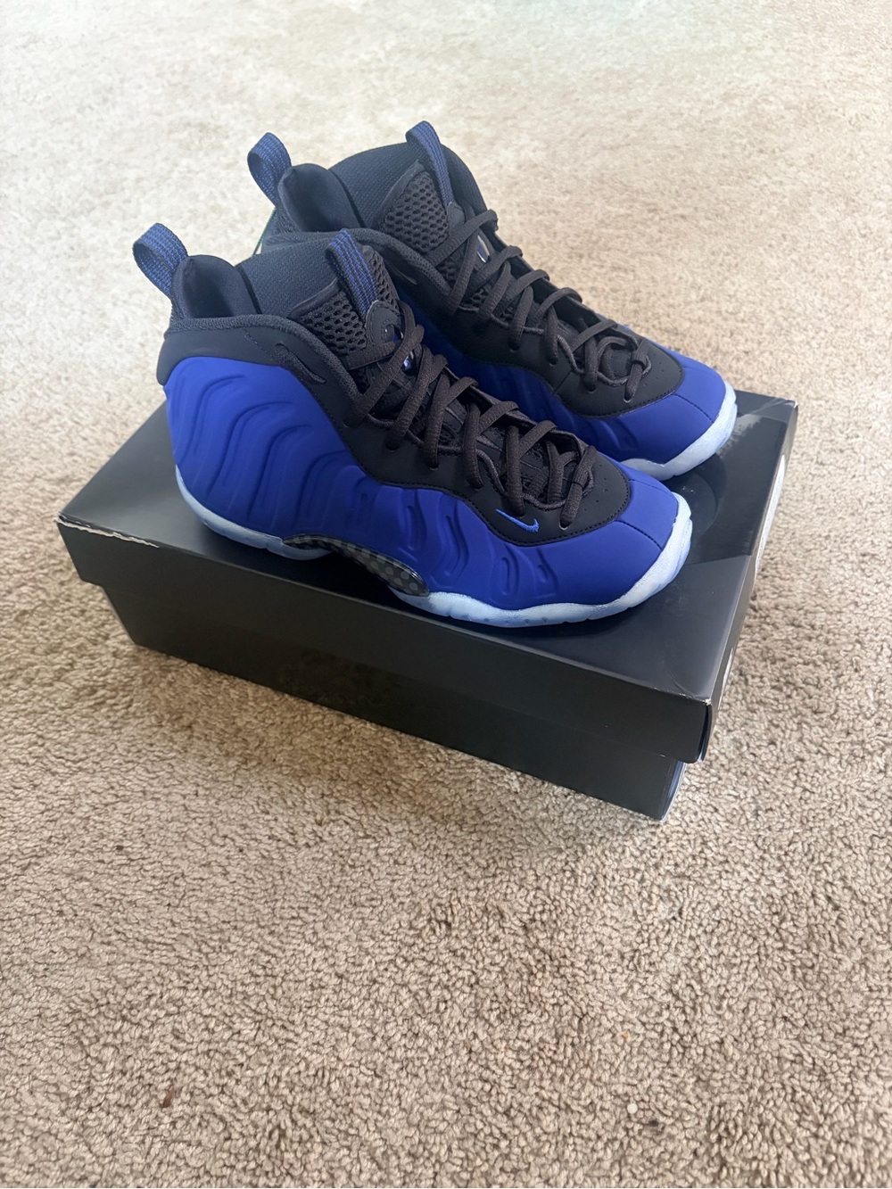 Nike Kids Blue and Black Foamposite Sneakers - Size 4.5 - Picture 13 of 16